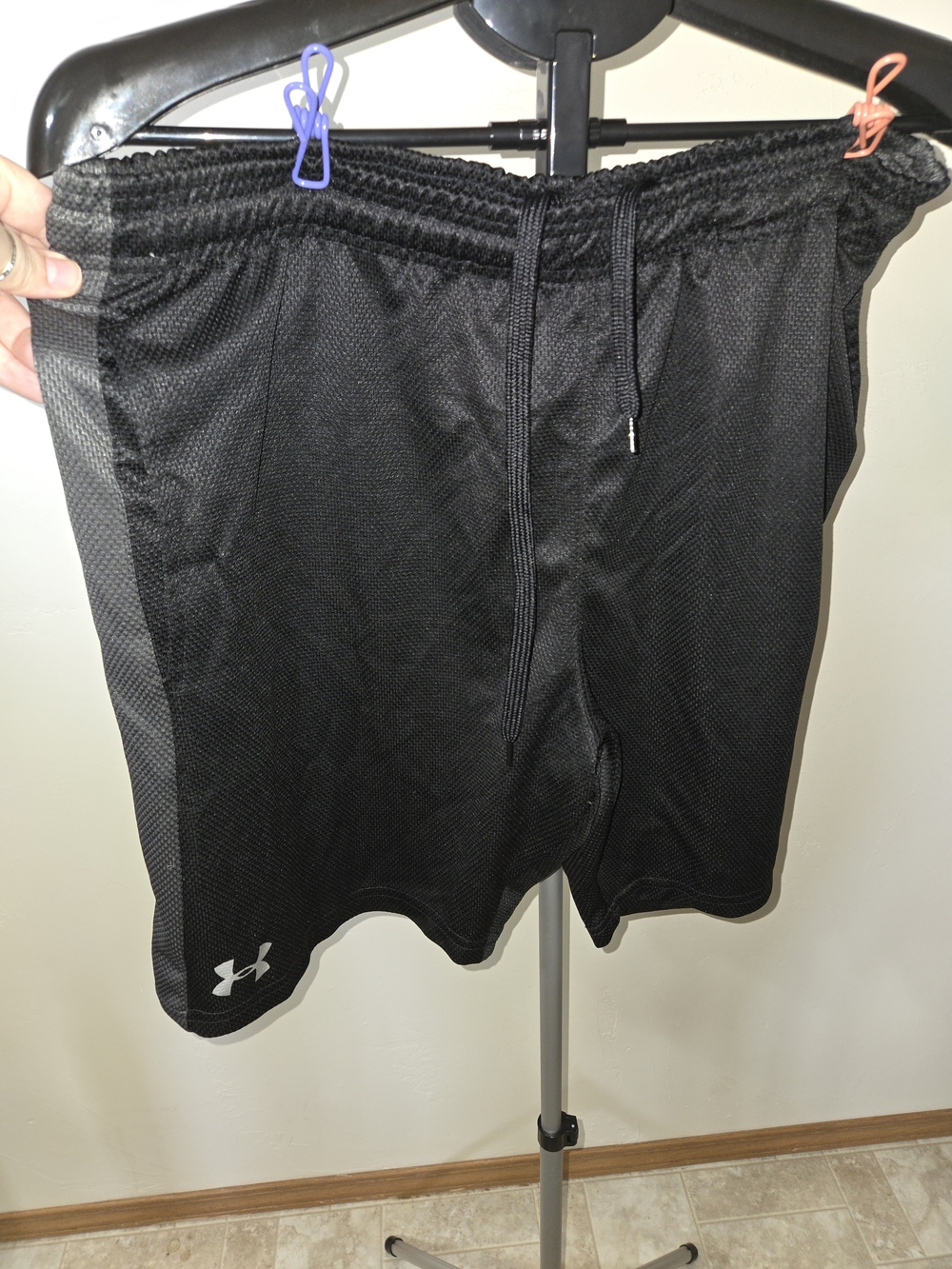 Under Armour Men's Black Heatgear Shorts XXL